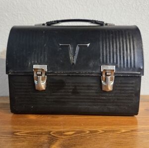 Vintage Thermos "V" dome-top Black metal lunch box. King Seely Thermos Co. USA